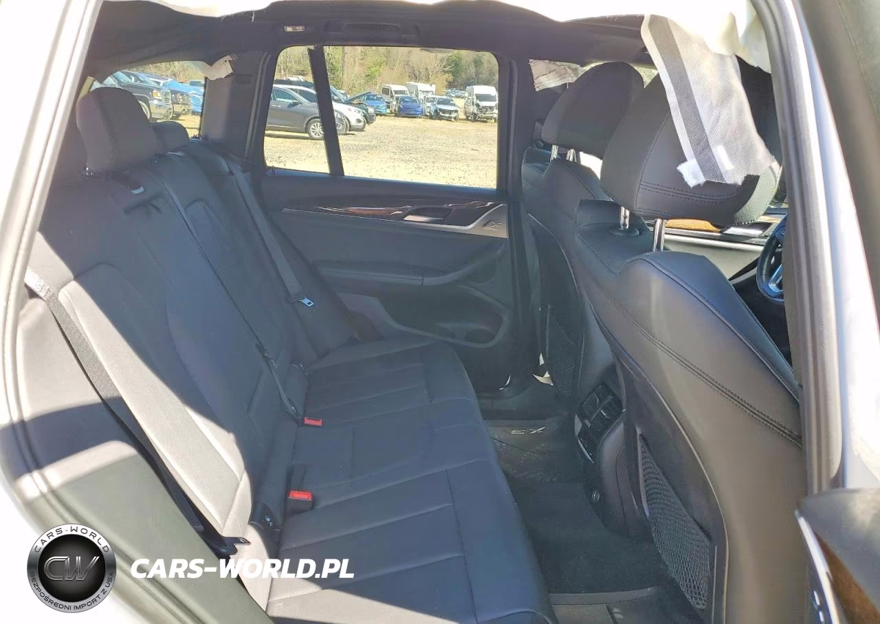 2019 BMW X3 xDrive30I VIN:5UXTR9C54KLR10300 - 11