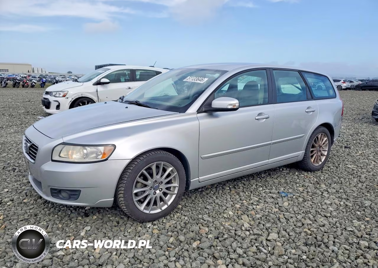 2010 Volvo V50 2.4I