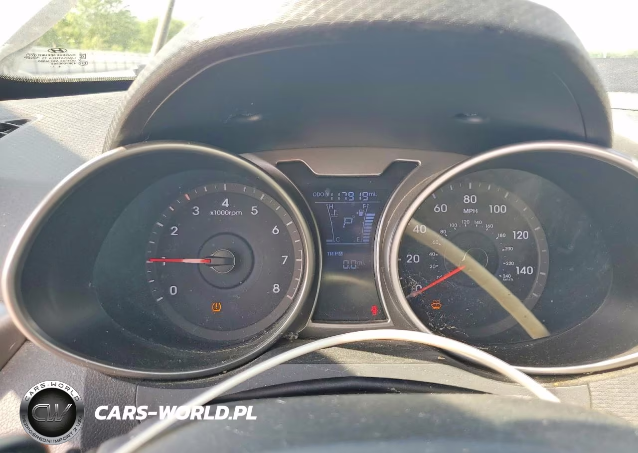 2015 Hyundai Veloster VIN:KMHTC6AD9FU242887 - 9
