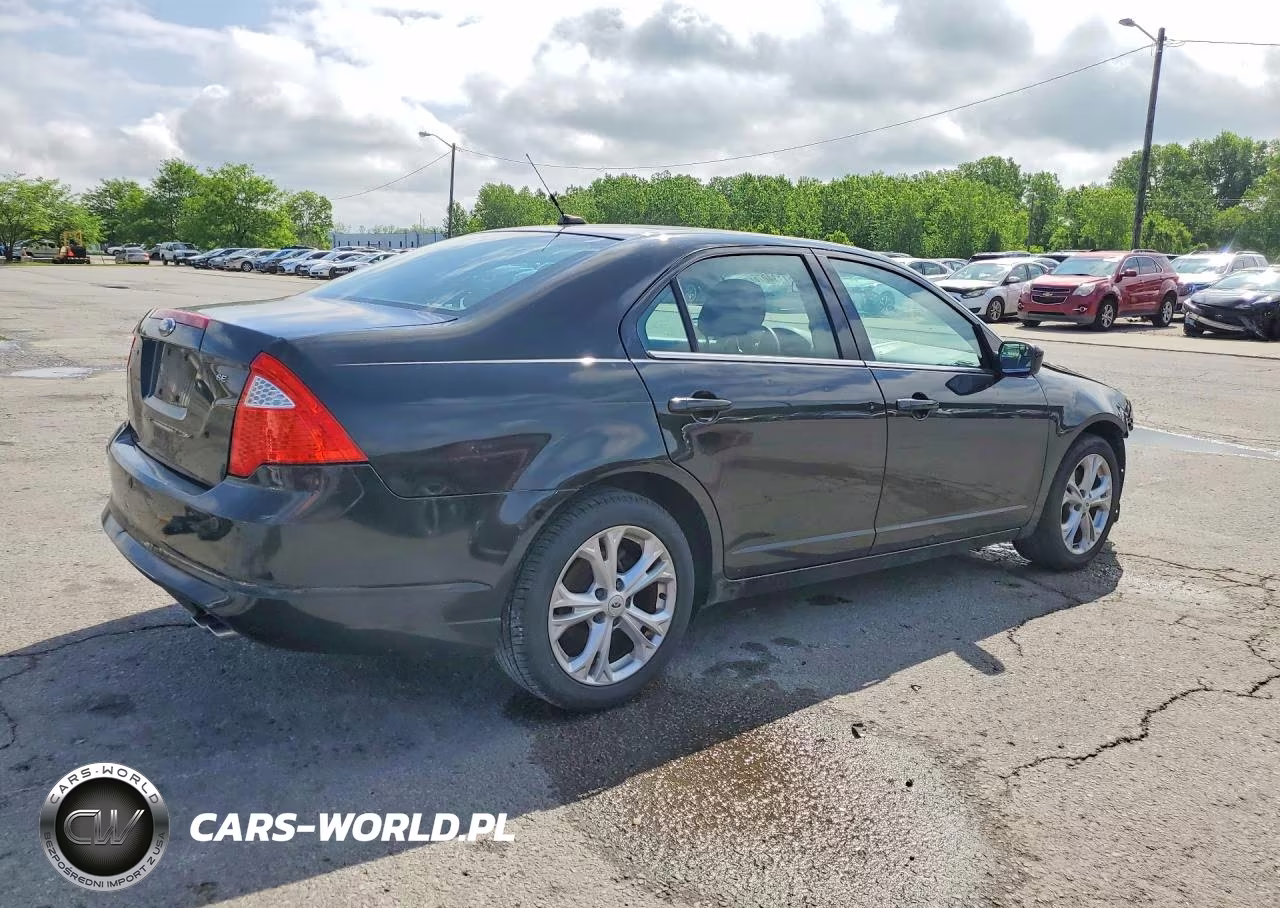 2012 Ford Fusion Se VIN:3FAHP0HA1CR210757 - 3