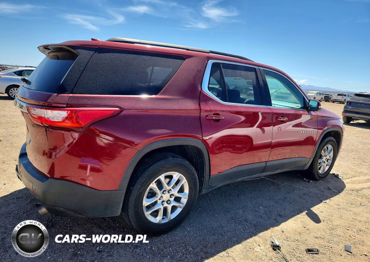 2019 Chevrolet Traverse Lt VIN:1GNERHKW1KJ184106 - 3