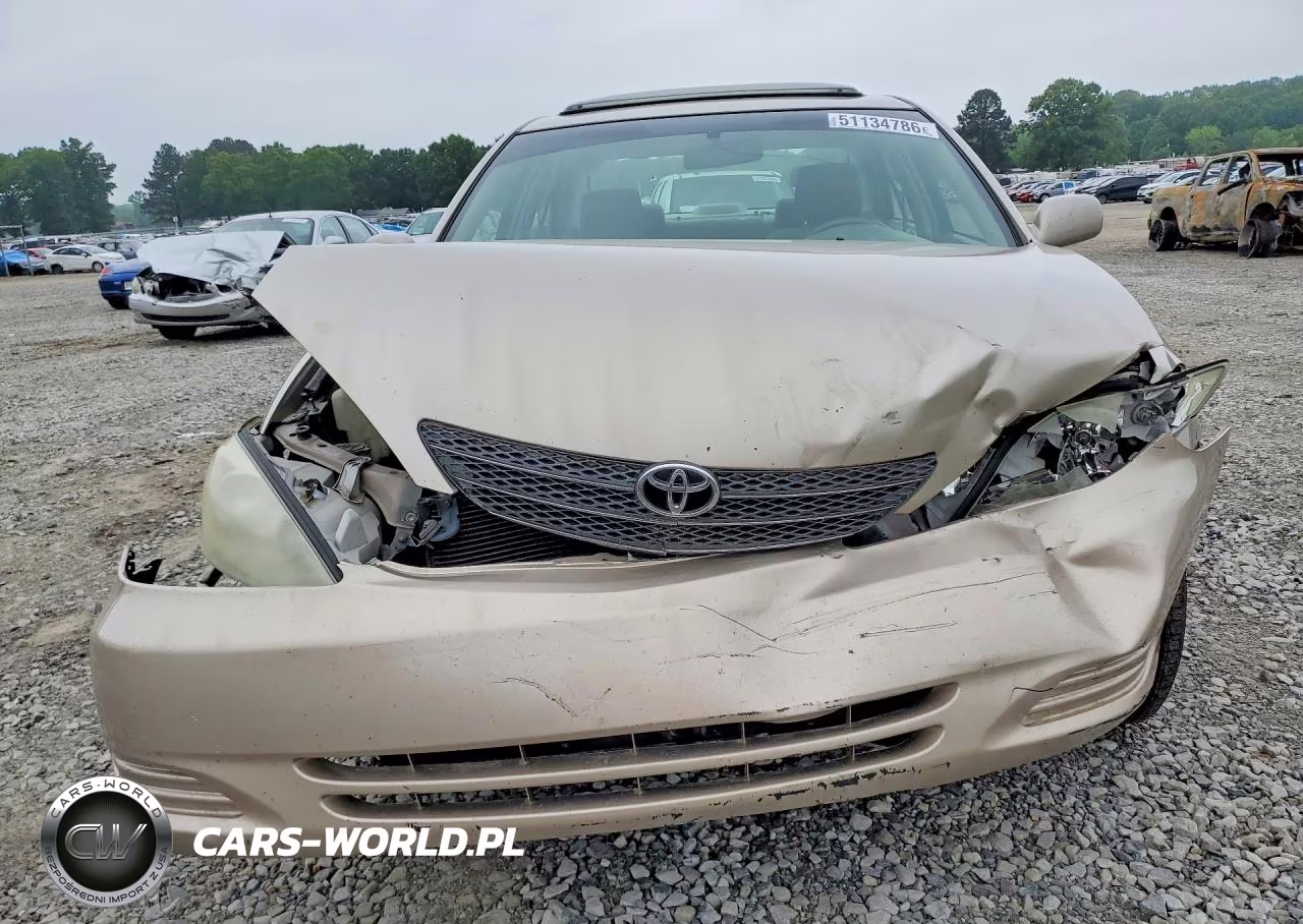 2002 Toyota Camry VIN:4T1BE32K12U588654 - 5