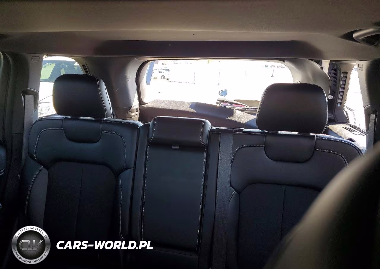 2023 Jeep Grand Cherokee Laredo VIN:1C4RJHAG9PC660108 - 10