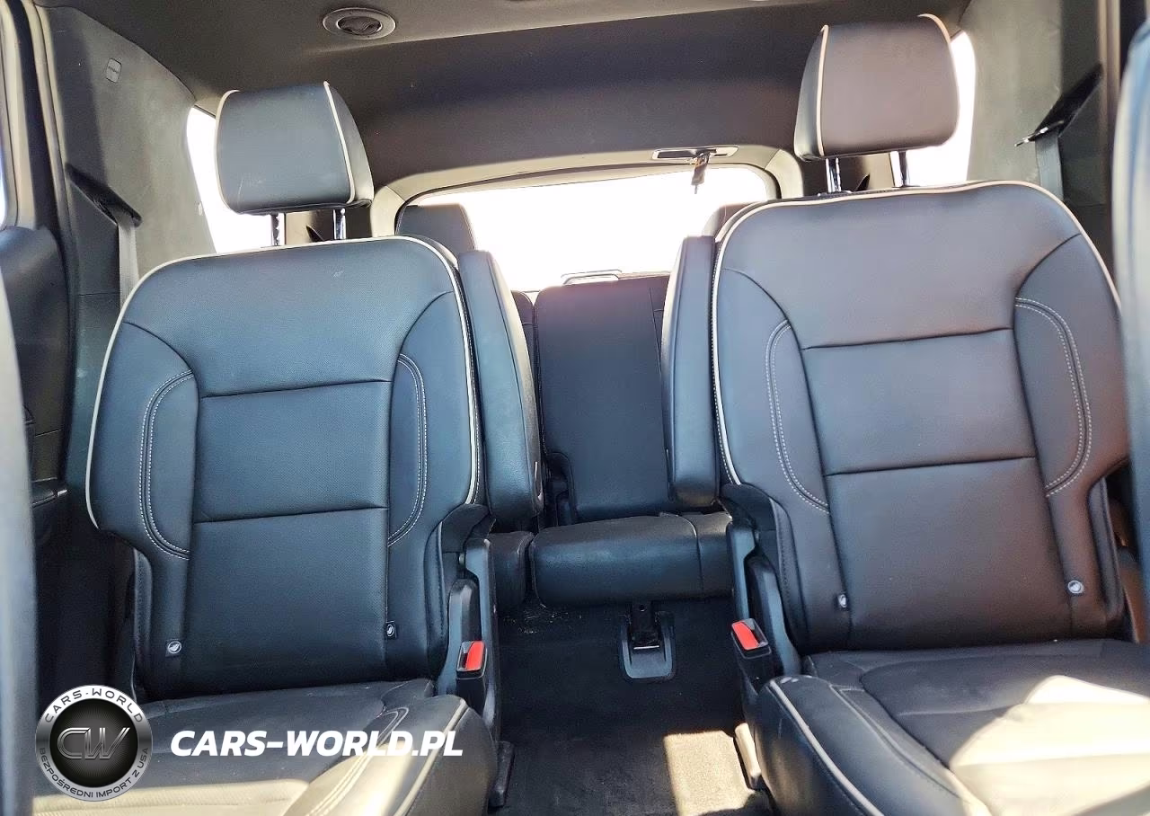 2022 Chevrolet Traverse Premier VIN:1GNEVKKWXNJ106601 - 10