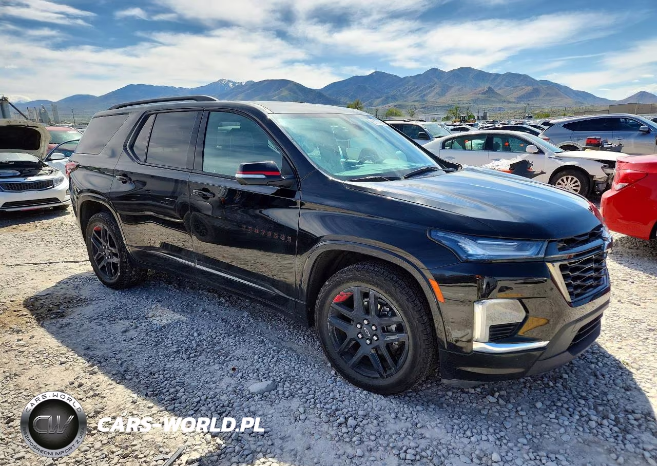 2022 Chevrolet Traverse Premier VIN:1GNEVKKWXNJ106601 - 4