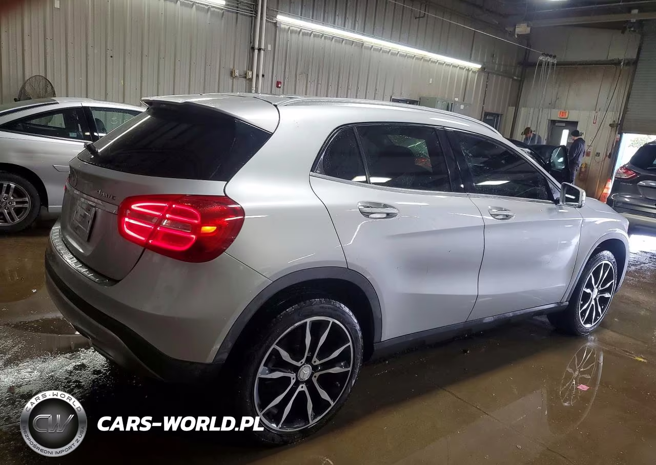 2017 Mercedes-Benz Gla 250 4Matic VIN:WDCTG4GB5HJ357567 - 3
