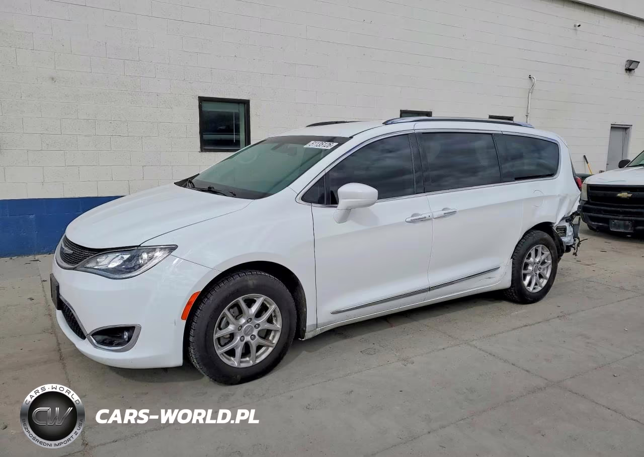 2020 Chrysler Pacifica Touring L