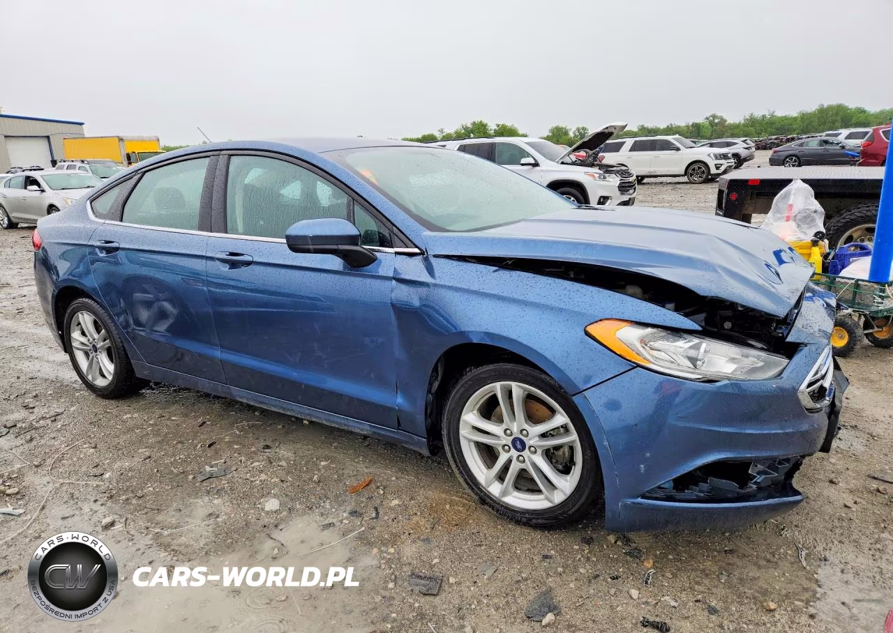 2018 Ford Fusion Se VIN:3FA6P0H78JR272567 - 4