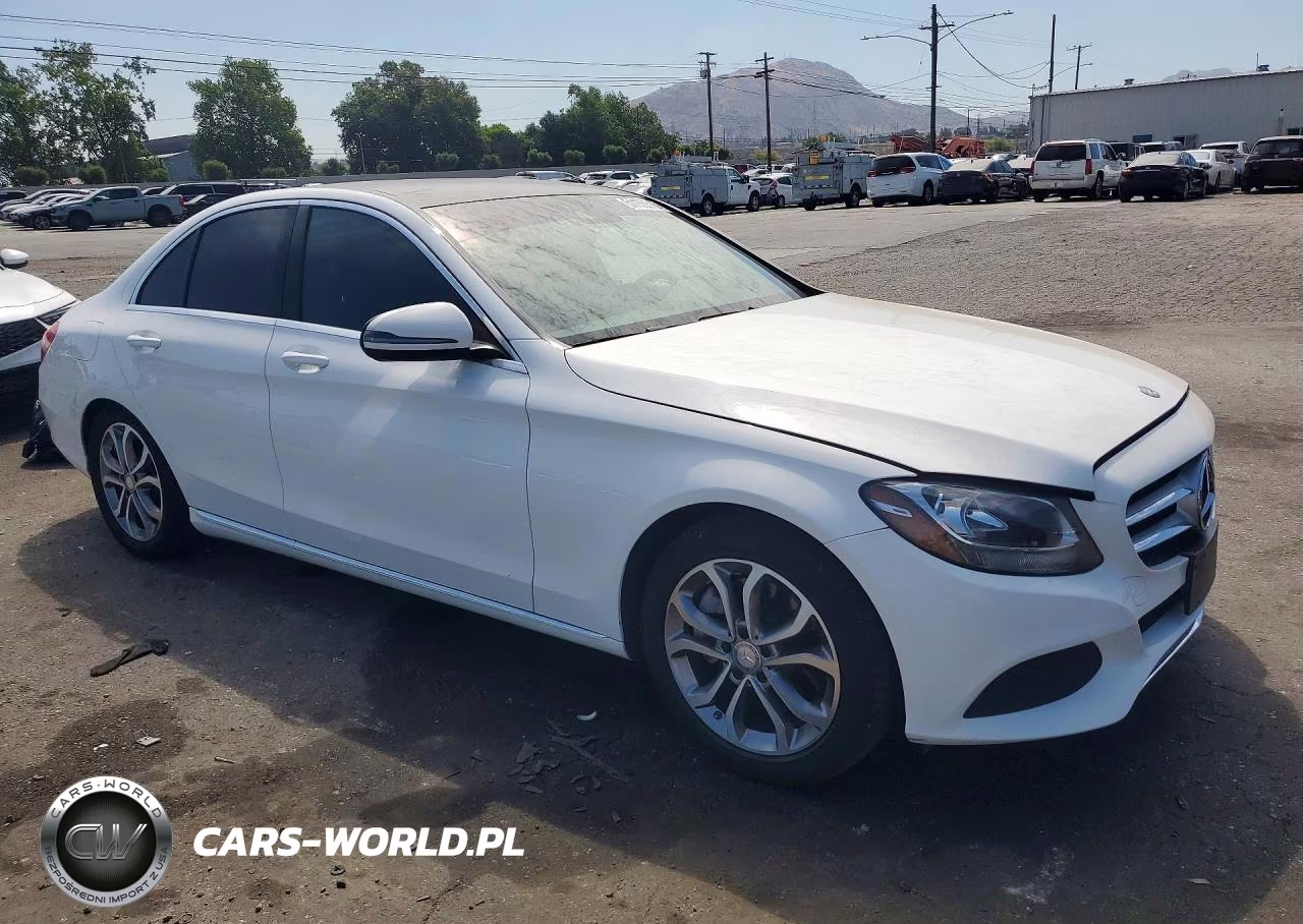 2017 Mercedes-Benz C 300 VIN:55SWF4JB9HU195611 - 4