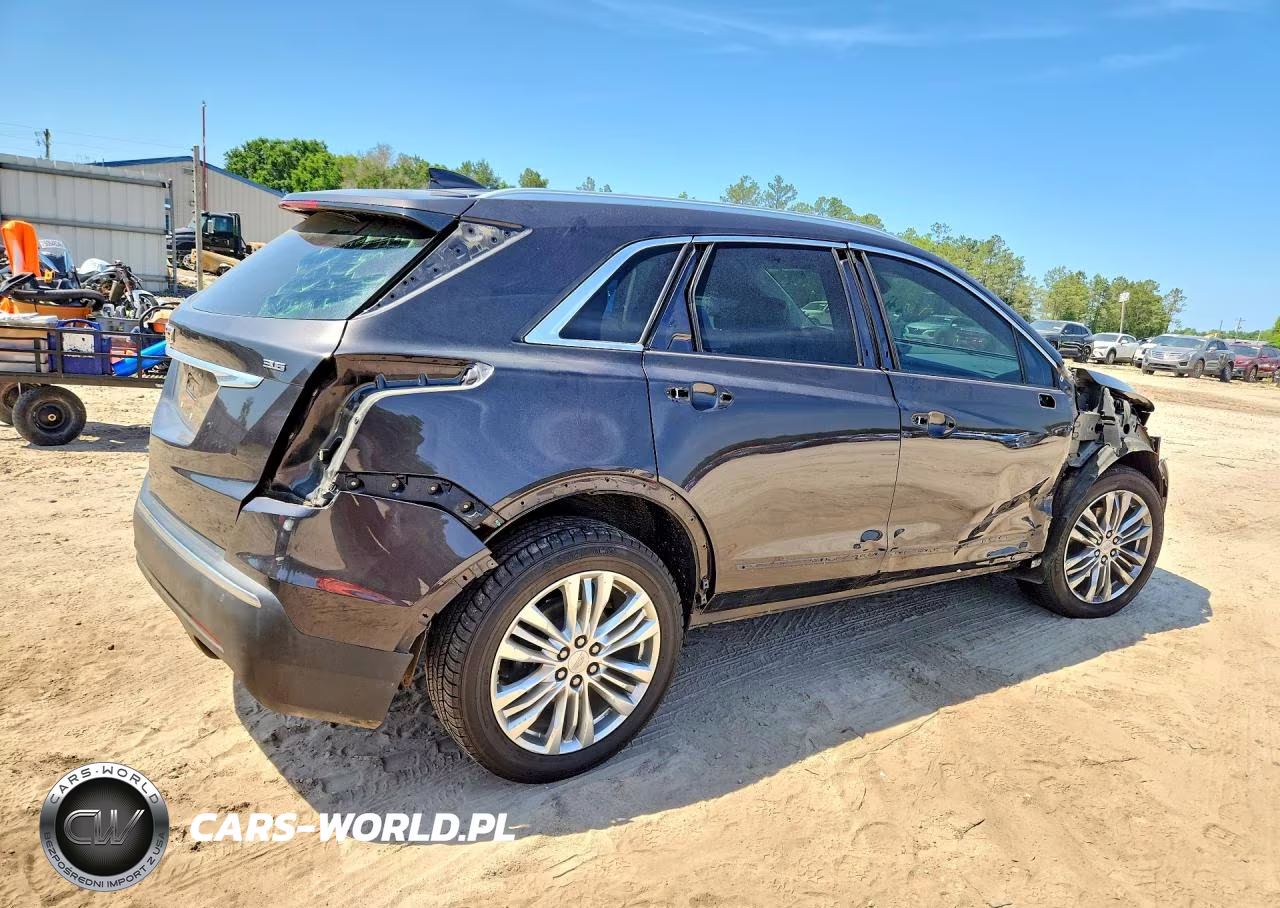 2017 Cadillac Xt5 Premium Luxury VIN:1GYKNCRS3HZ189695 - 3