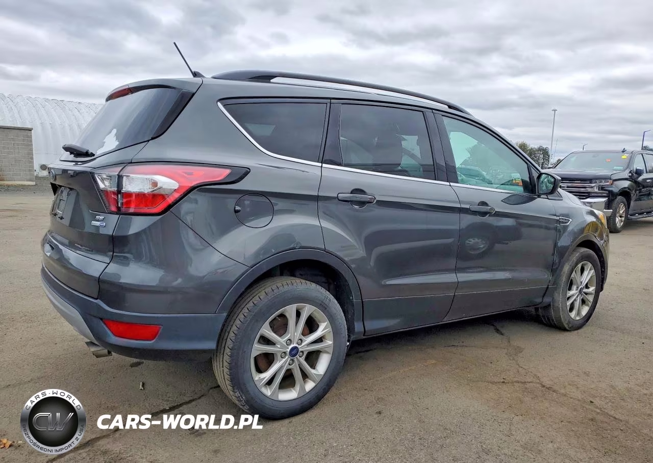 2018 Ford Escape Se VIN:1FMCU9GD7JUA70065 - 3
