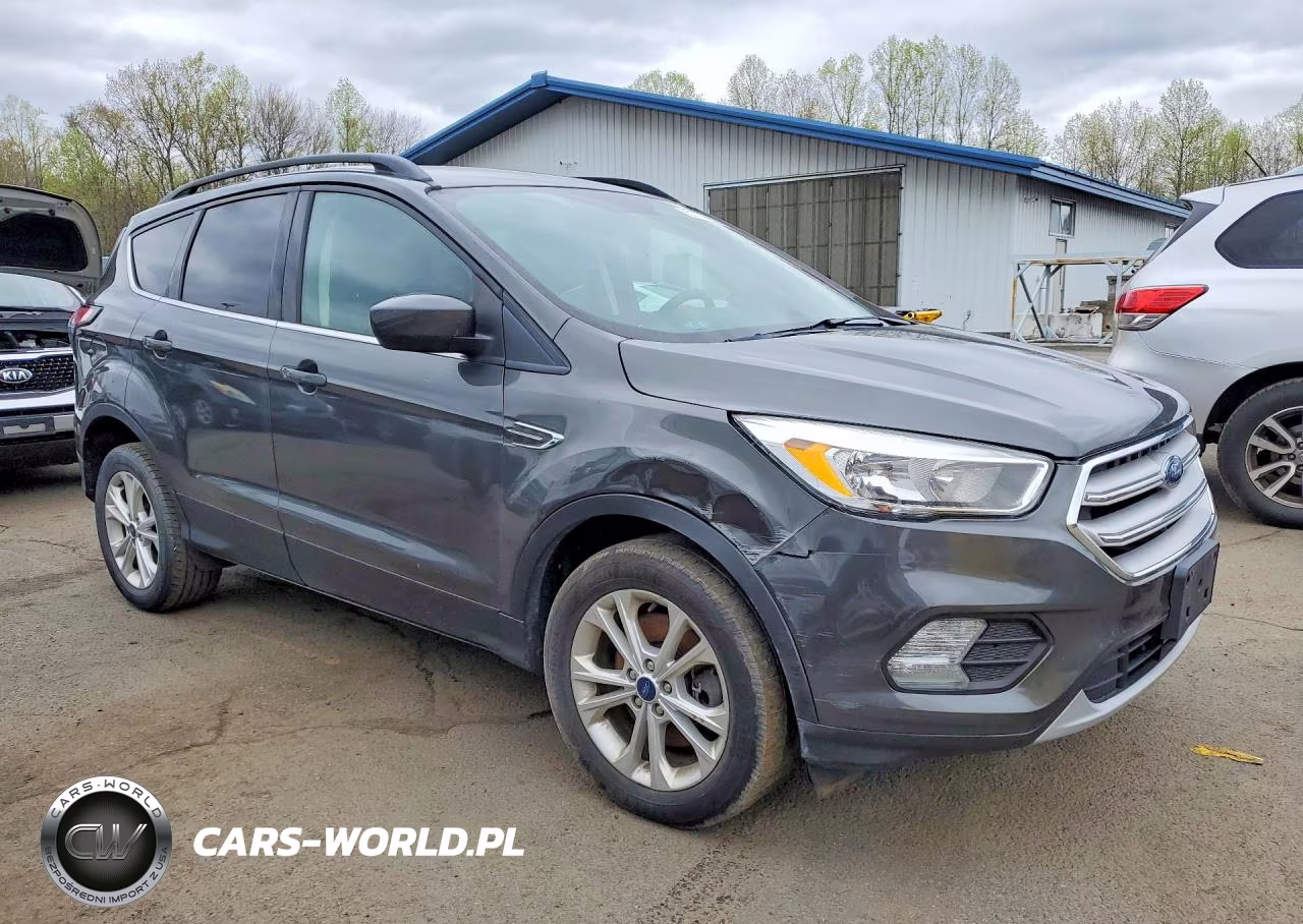 2018 Ford Escape Se VIN:1FMCU9GD7JUA70065 - 4