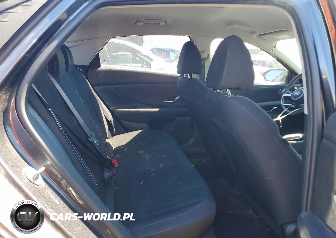 2021 Hyundai Elantra Sel VIN:5NPLM4AG6MH009847 - 10