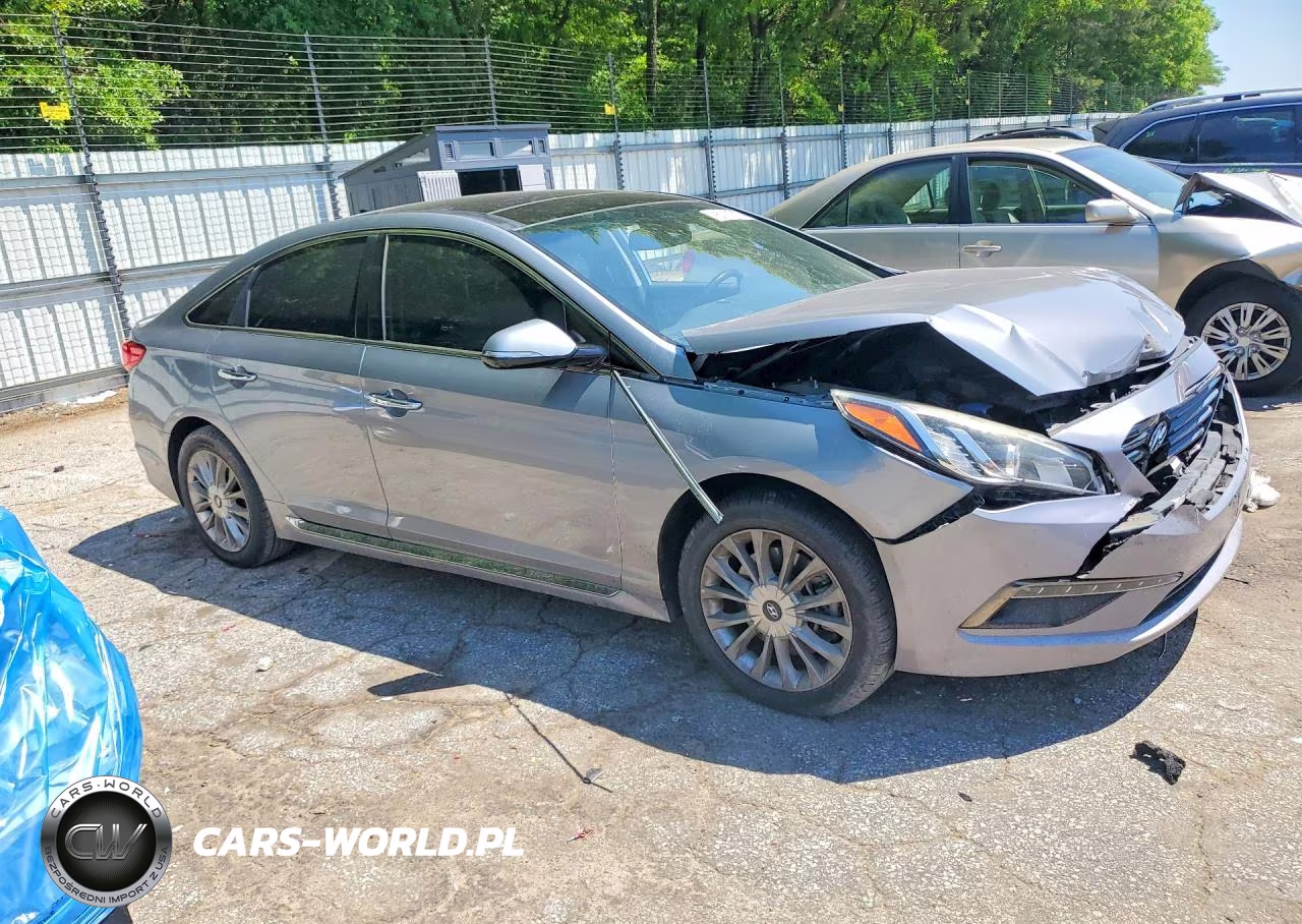 2015 Hyundai Sonata Limited VIN:5NPE34AF5FH077546 - 4