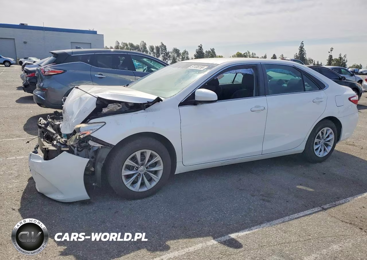 2015 Toyota Camry Le