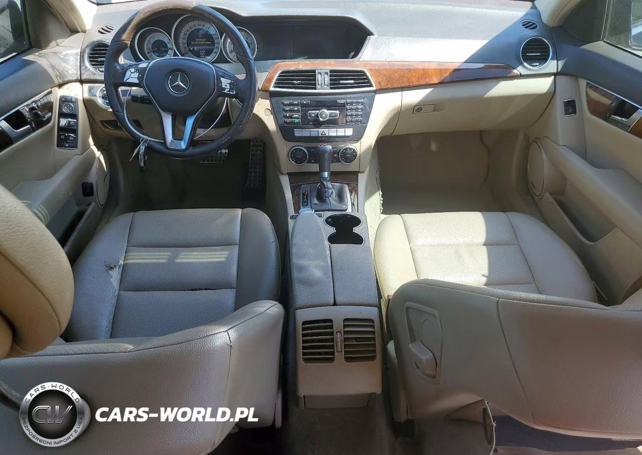 2013 Mercedes-Benz C 300 4Matic VIN:WDDGF8AB3DG132989 - 8
