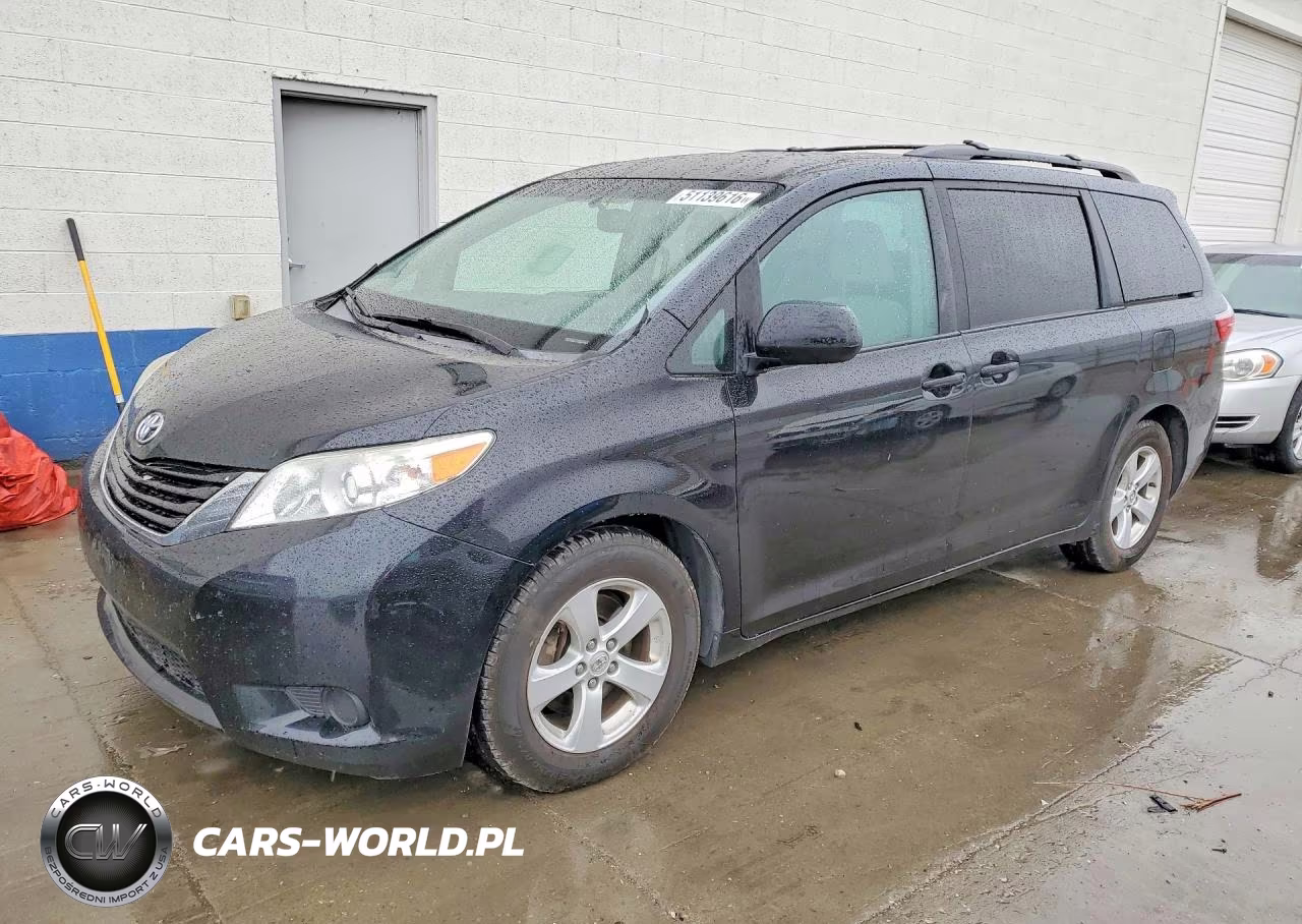 2016 Toyota Sienna Le