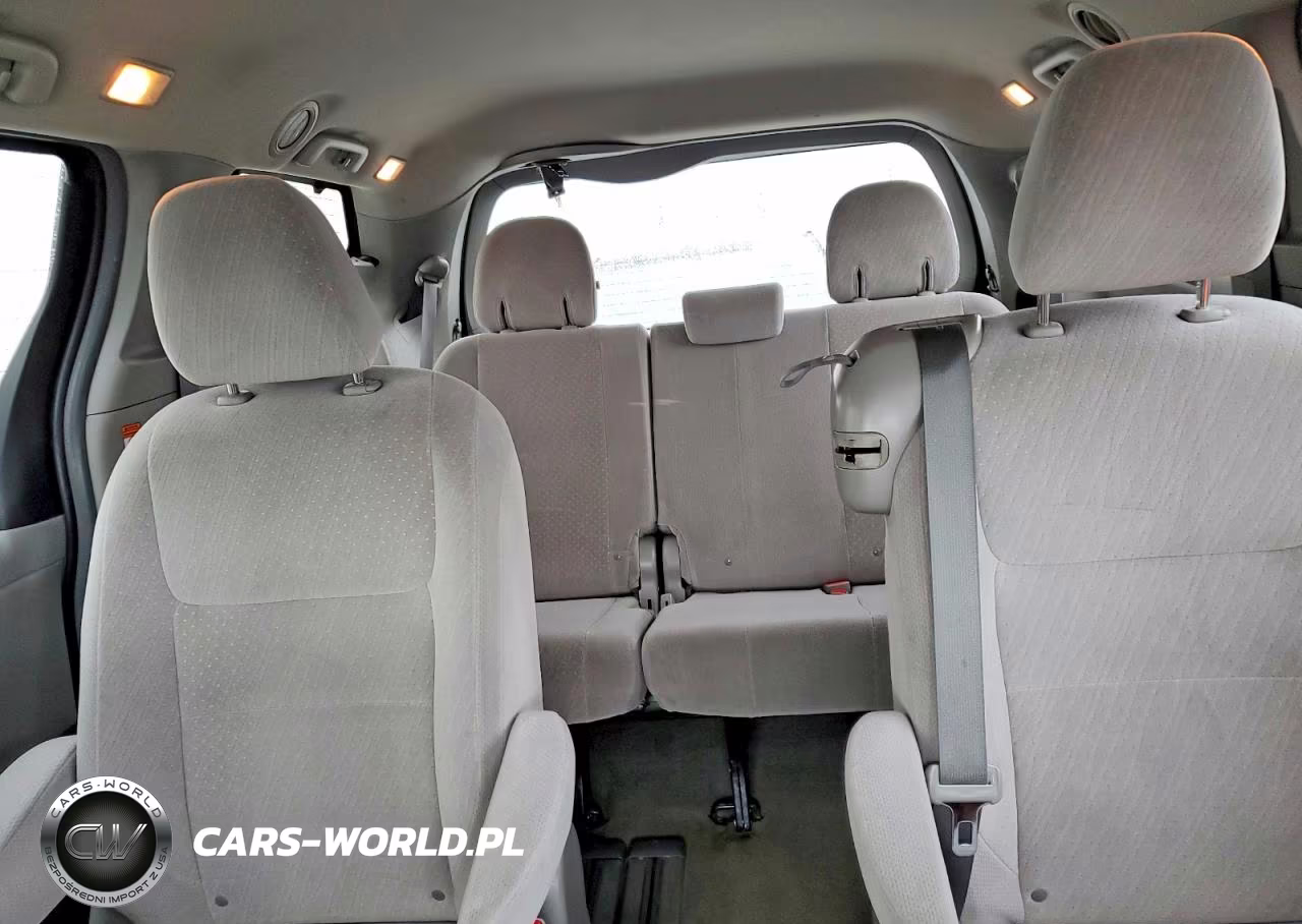 2016 Toyota Sienna Le VIN:5TDKK3DC5GS729868 - 10