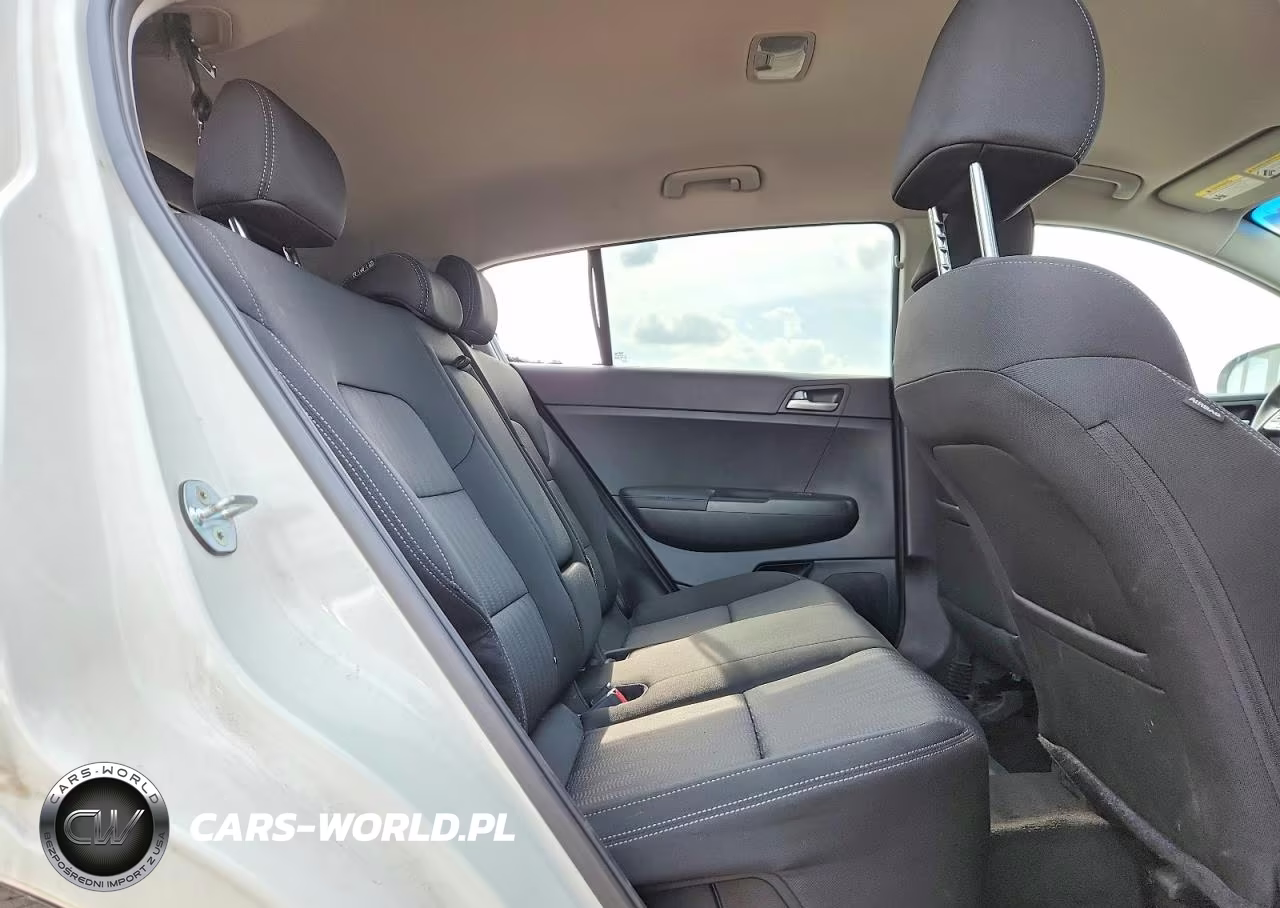 2022 Kia Sportage Lx VIN:KNDPM3AC3N7013322 - 11
