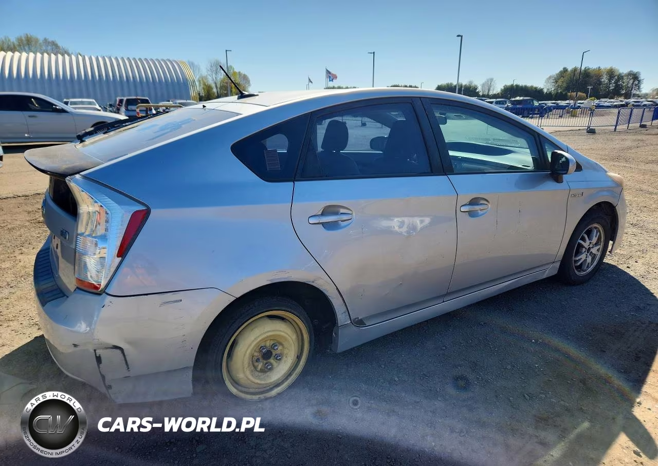 2010 Toyota Prius Iii VIN:JTDKN3DU4A0005101 - 3