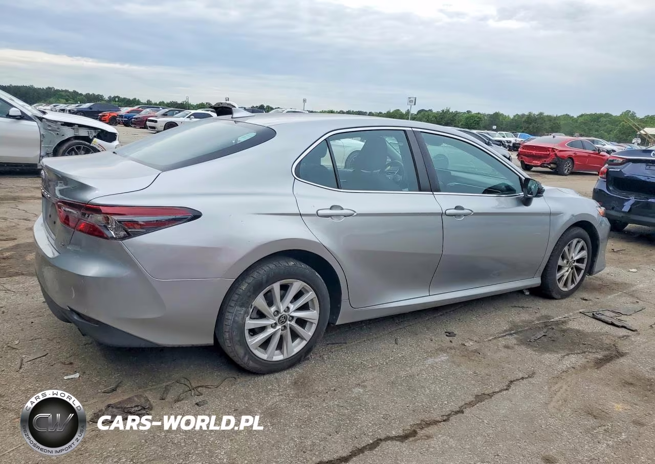 2022 Toyota Camry Le VIN:4T1C11AK6NU669174 - 3