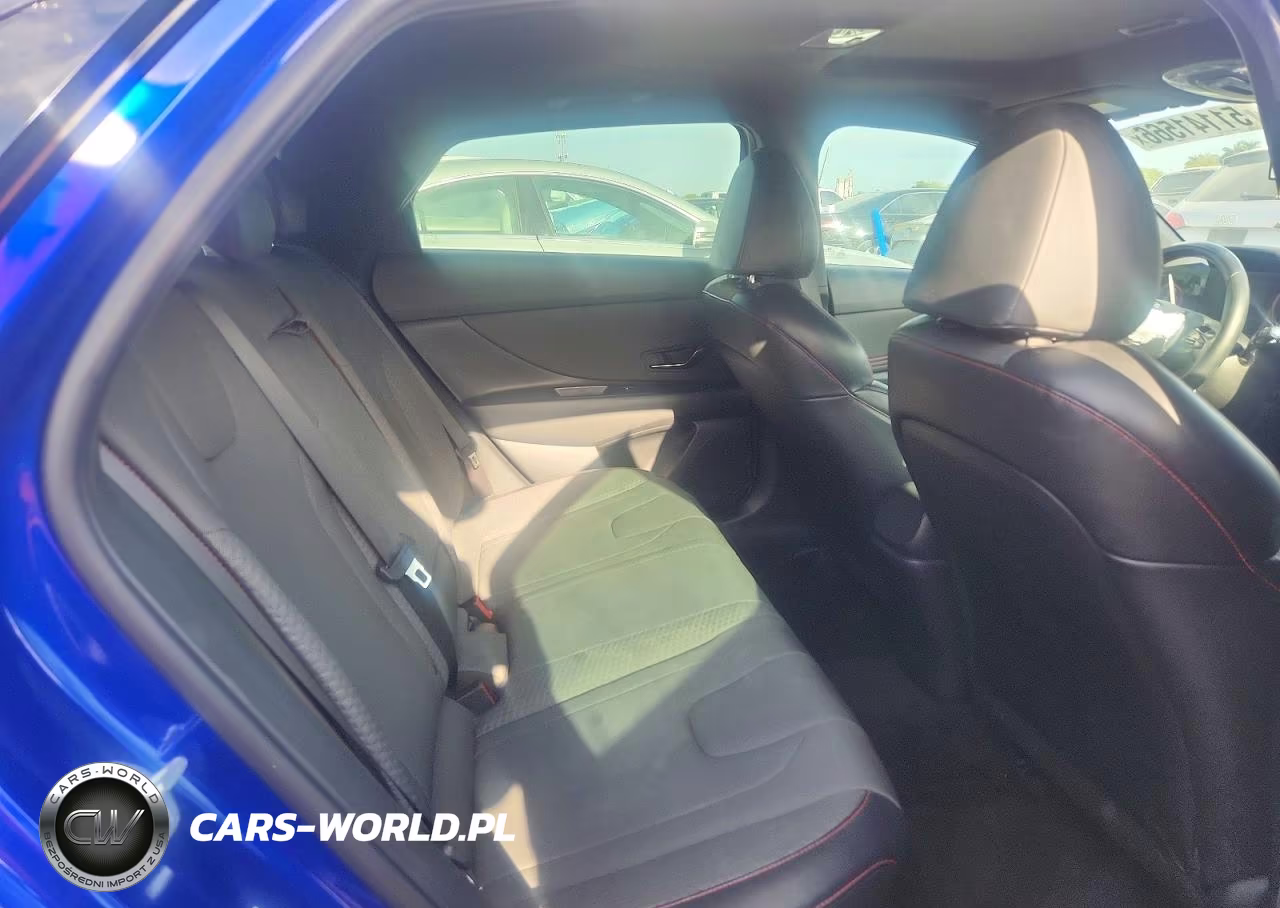 2023 Hyundai Elantra N Line VIN:KMHLR4AF5PU418095 - 10