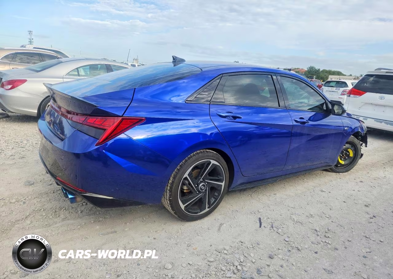 2023 Hyundai Elantra N Line VIN:KMHLR4AF5PU418095 - 3
