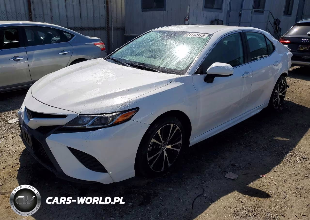 2020 Toyota Camry Se