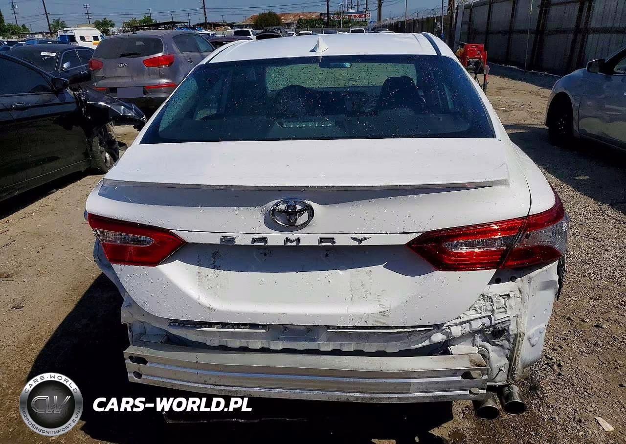 2020 Toyota Camry Se VIN:4T1G11AK9LU930991 - 6
