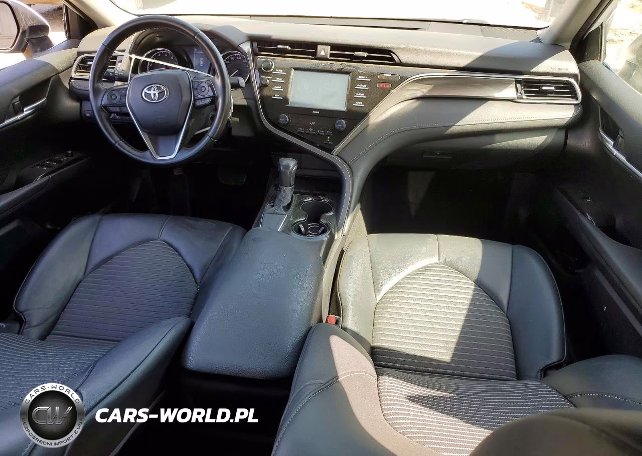 2020 Toyota Camry Se VIN:4T1G11AK9LU930991 - 8