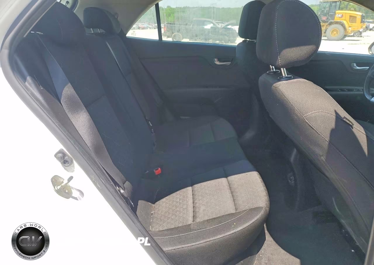 2018 Kia Rio VIN:3KPA25ABXJE090018 - 10