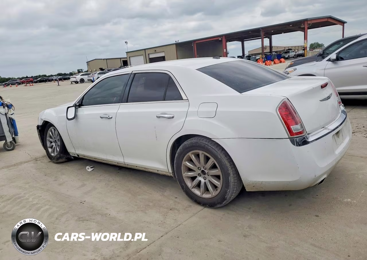 2012 Chrysler 300 Limited VIN:2C3CCACG7CH182125 - 2