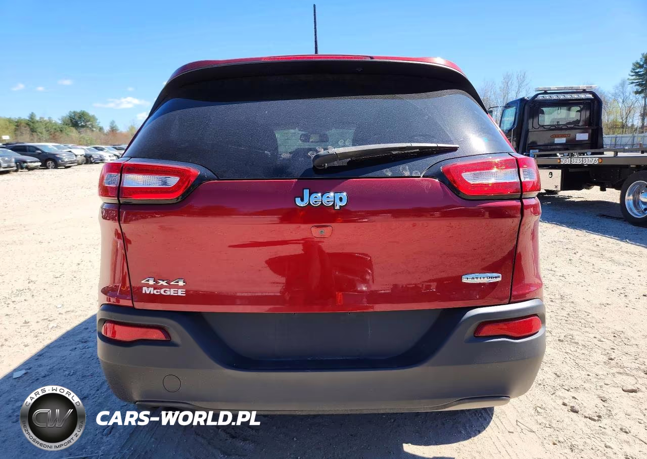 2016 Jeep Cherokee Latitude VIN:1C4PJMCB0GW330342 - 6
