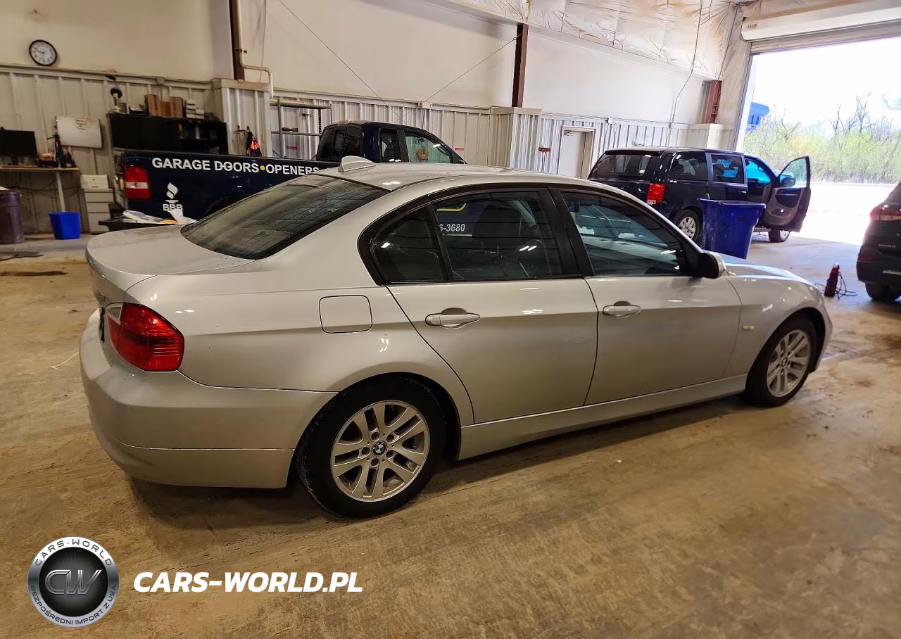 2007 BMW 328 I VIN:WBAVA33537KX77022 - 3
