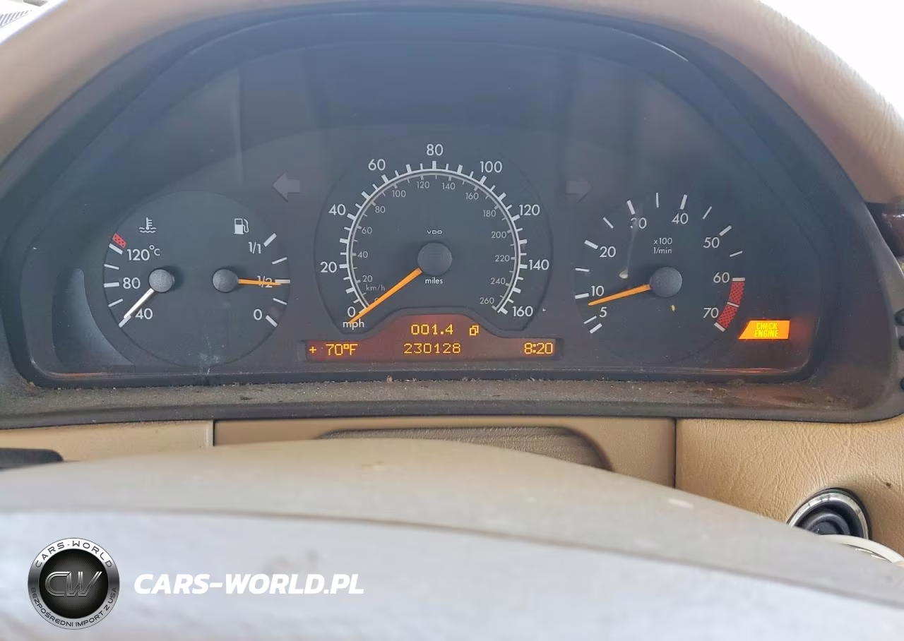1999 Mercedes-Benz E 320 VIN:WDBJH65F0XA902065 - 9