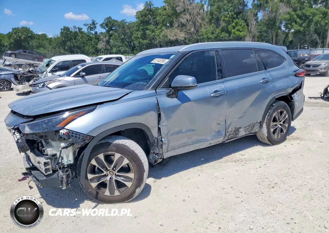 2022 Toyota Highlander Xle – zdjęcie 1 z 14
