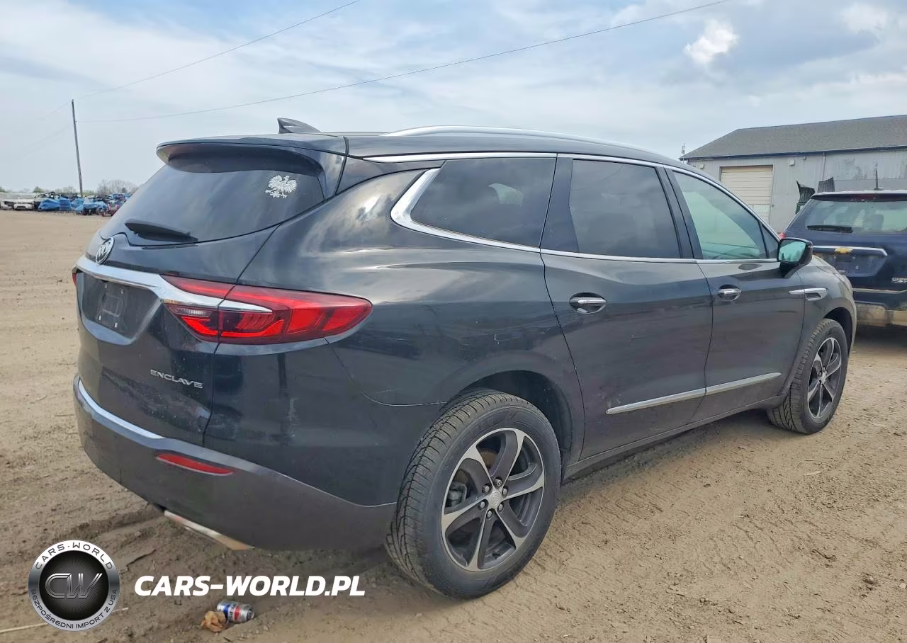 2018 Buick Enclave Essence VIN:5GAERBKW6JJ208518 - 3