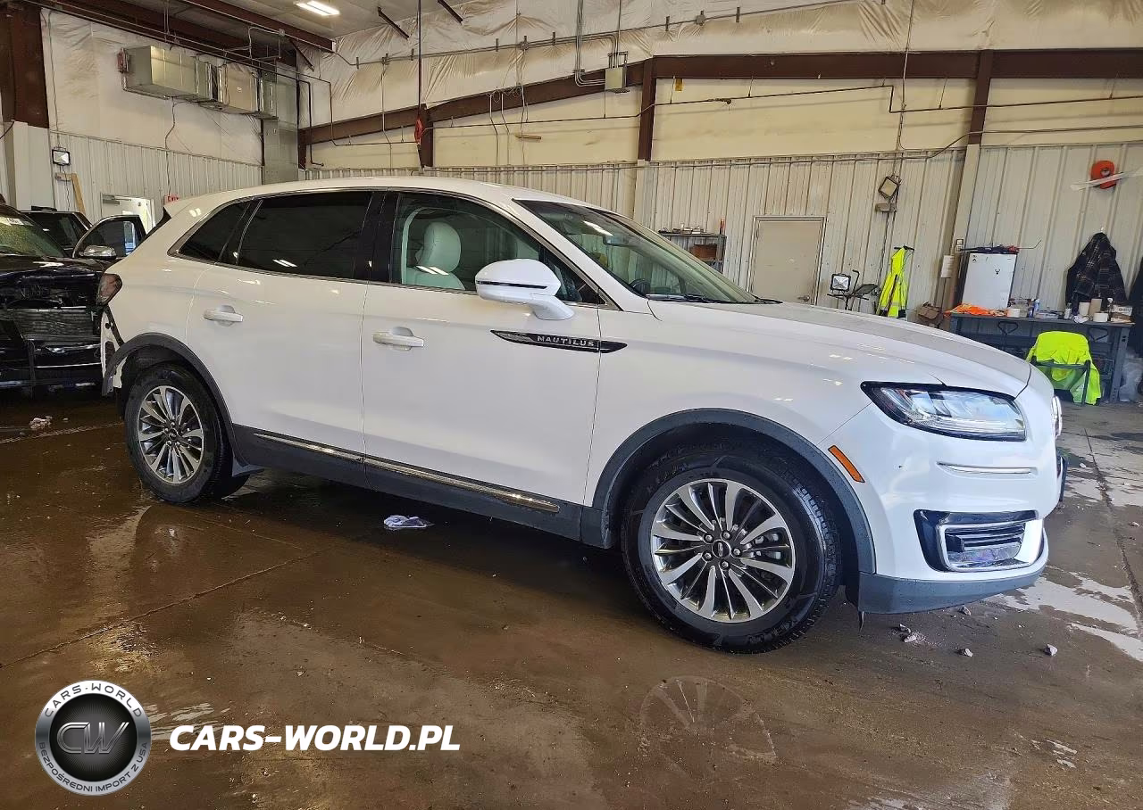 2019 Lincoln Nautilus Select VIN:2LMPJ8K92KBL14689 - 4