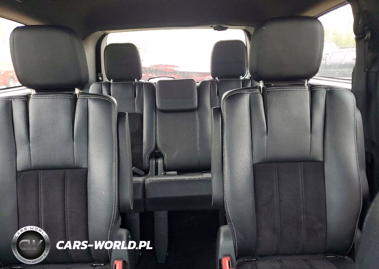 2018 Dodge Grand Caravan Sxt VIN:2C4RDGCG6JR160856 - 10