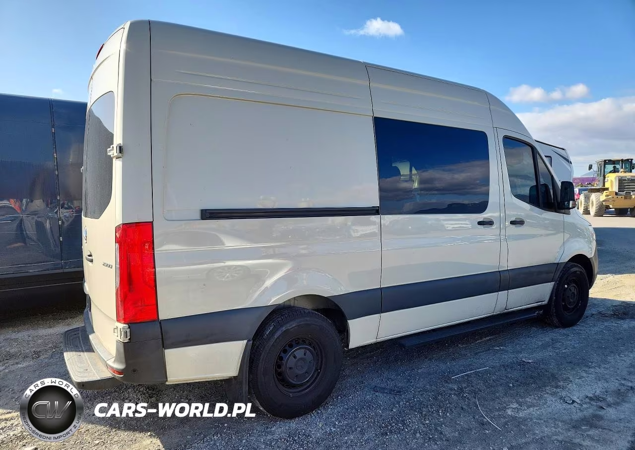 2024 Mercedes-Benz Sprinter 2500 VIN:W1W4KBHY6RT194082 - 3