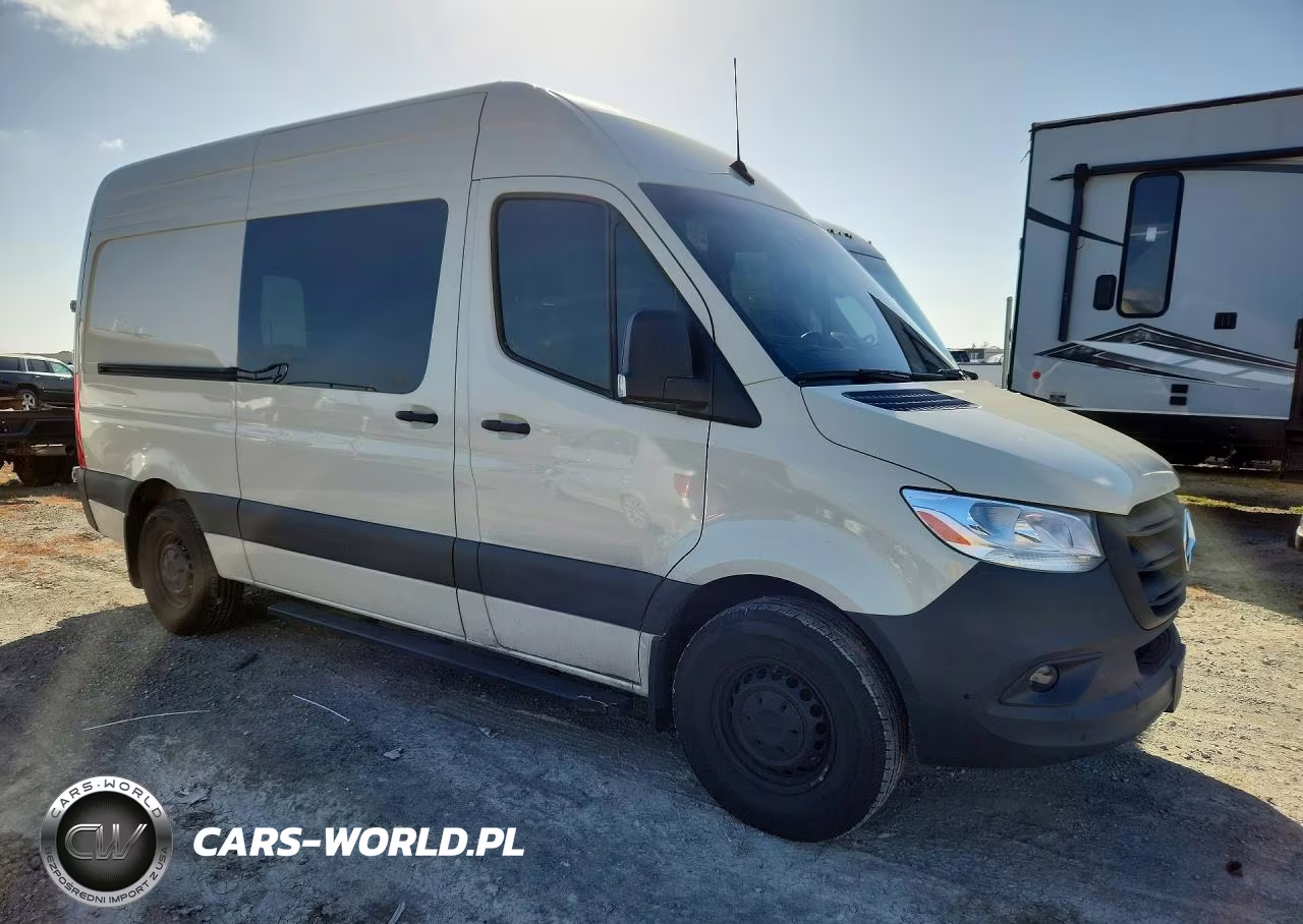 2024 Mercedes-Benz Sprinter 2500 VIN:W1W4KBHY6RT194082 - 4