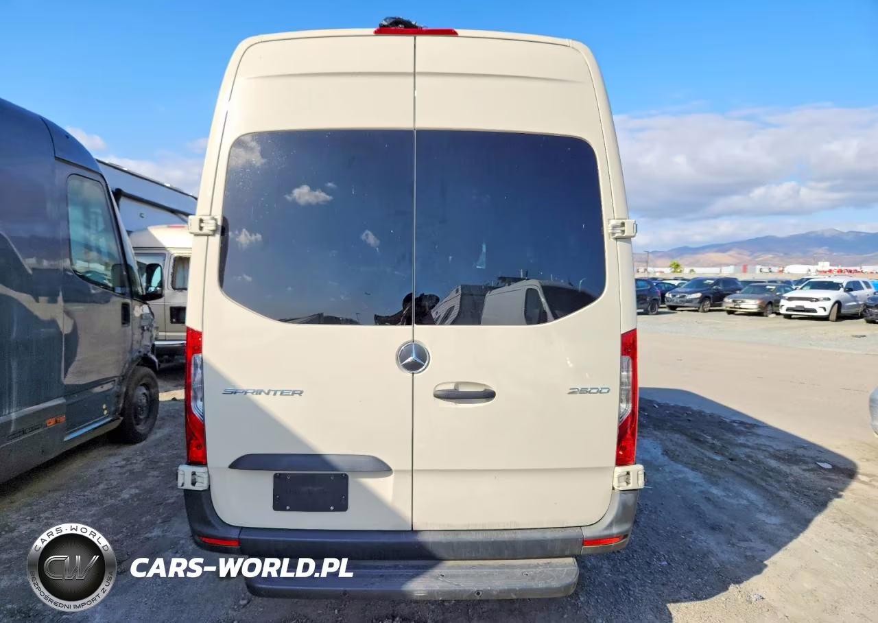 2024 Mercedes-Benz Sprinter 2500 VIN:W1W4KBHY6RT194082 - 6