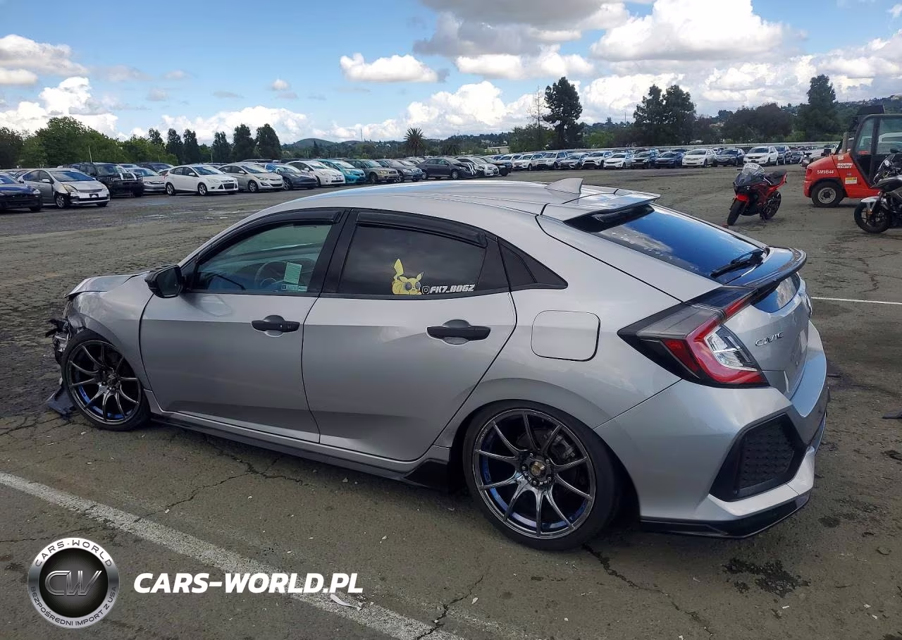 2018 Honda Civic Sport VIN:SHHFK7H42JU426116 - 2