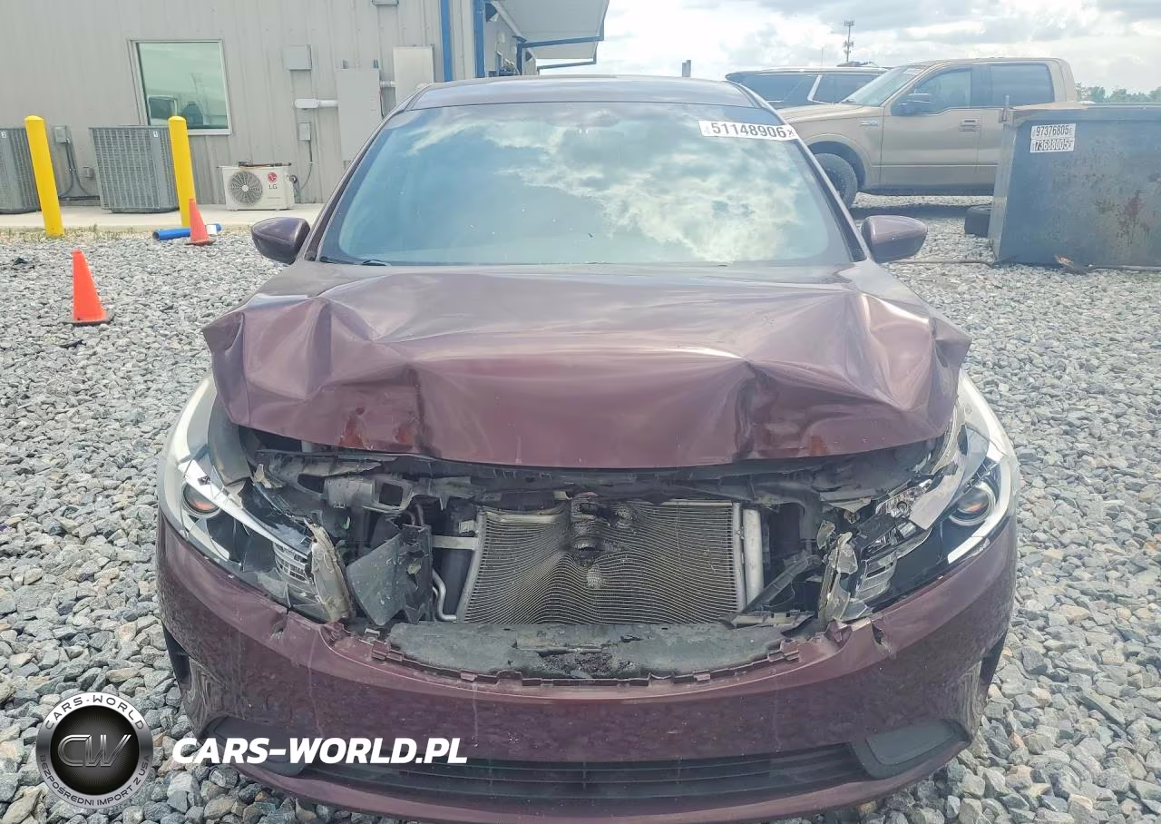 2017 Kia Forte Lx VIN:3KPFK4A72HE063014 - 5