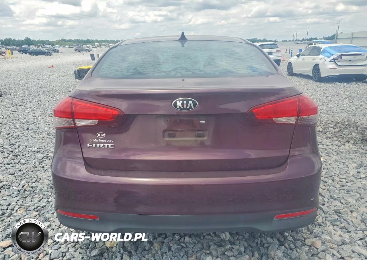 2017 Kia Forte Lx VIN:3KPFK4A72HE063014 - 6