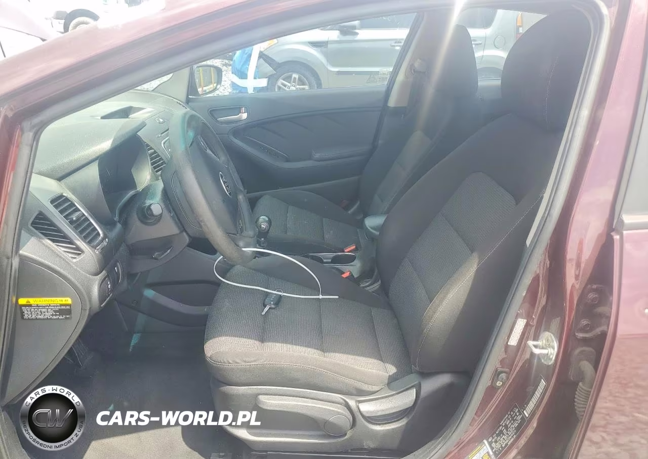 2017 Kia Forte Lx VIN:3KPFK4A72HE063014 - 7