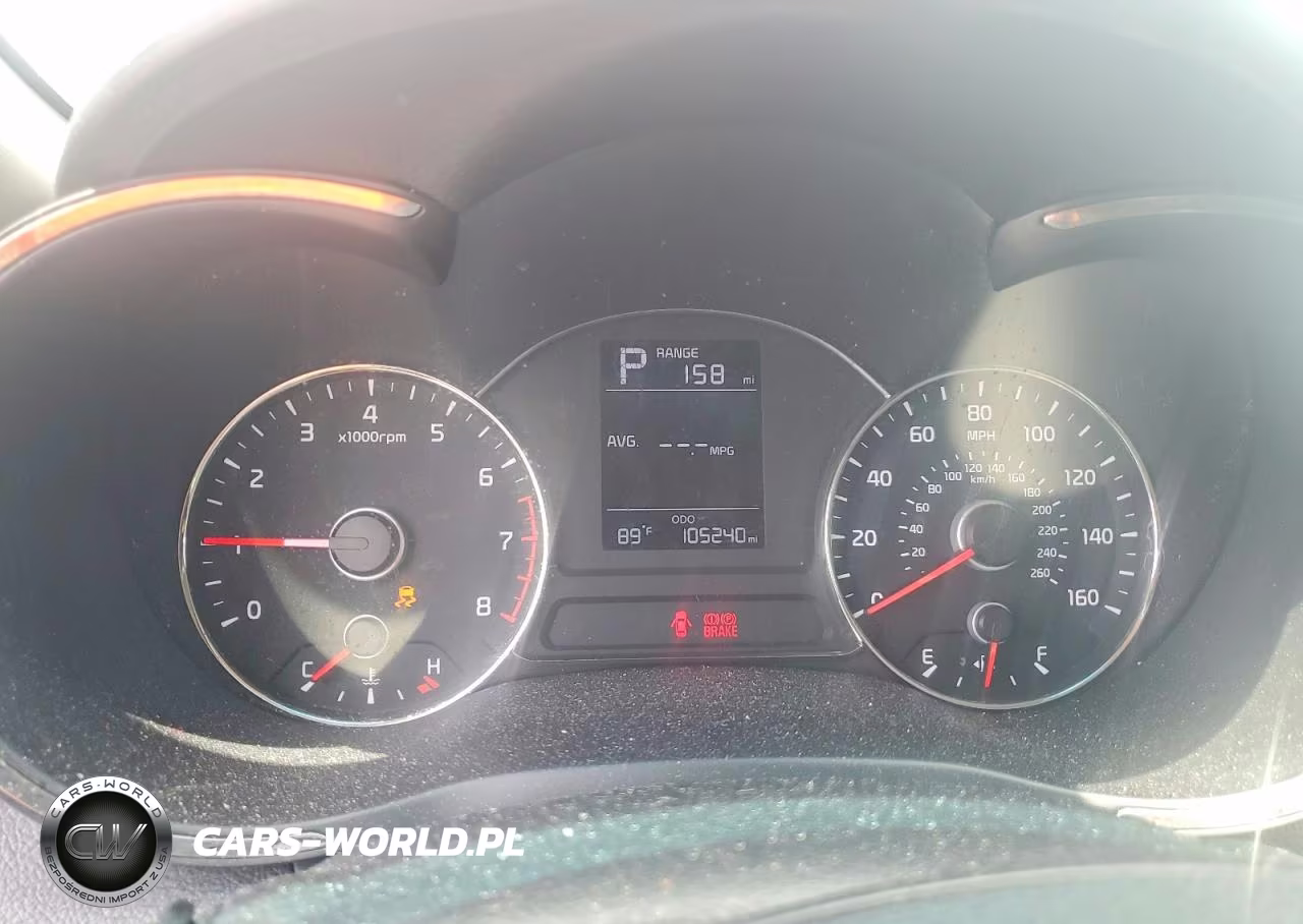 2017 Kia Forte Lx VIN:3KPFK4A72HE063014 - 9