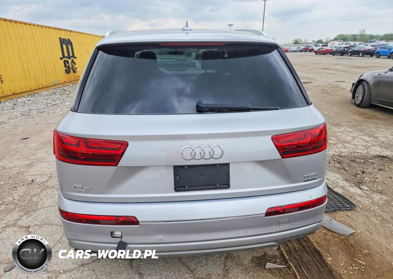 2017 Audi Q7 Prestige VIN:WA1VAAF70HD026402 - 6