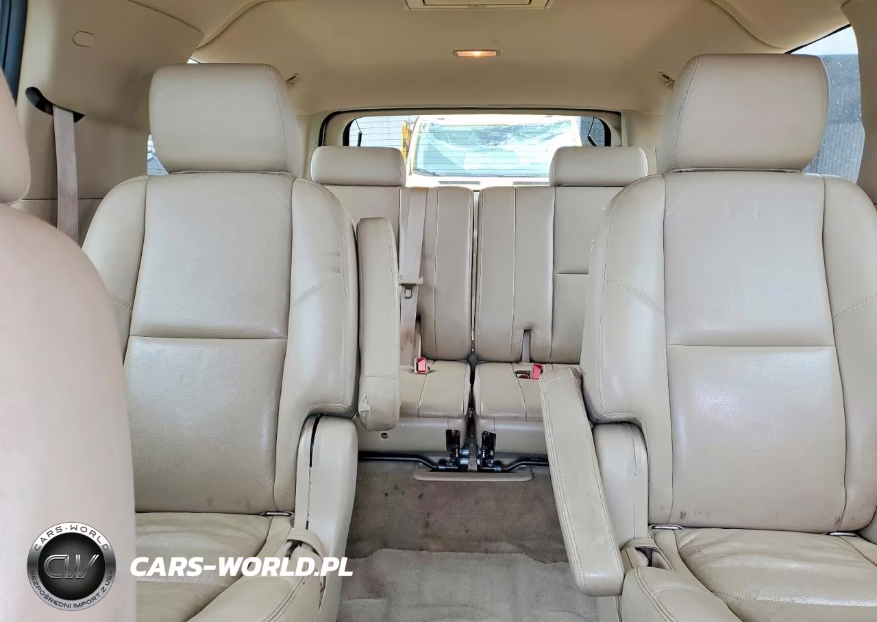 2011 GMC Yukon Xl Denali VIN:1GKS2MEF4BR299924 - 10