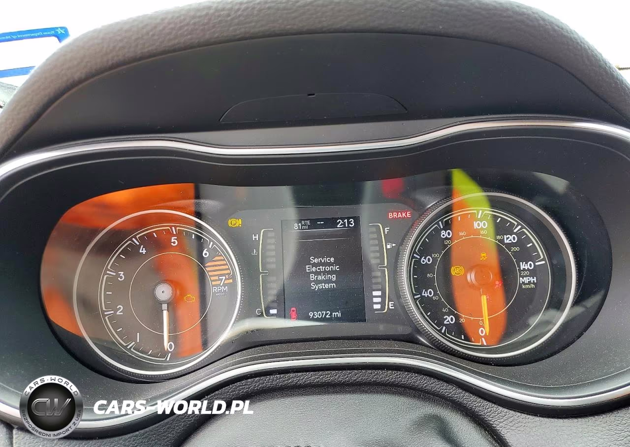 2019 Jeep Cherokee Latitude Plus VIN:1C4PJLLB2KD454613 - 9